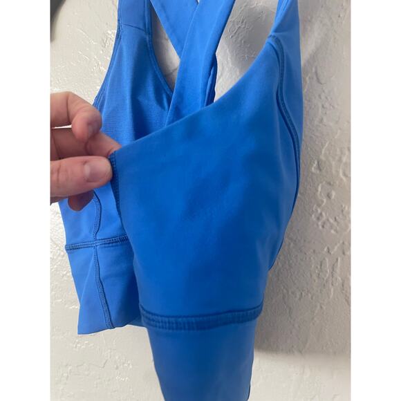 Lululemon Beat the Heat Bra Pipe Dream Blue 8 Athletisure Gym Workout Exercise 8 - Picture 10 of 11